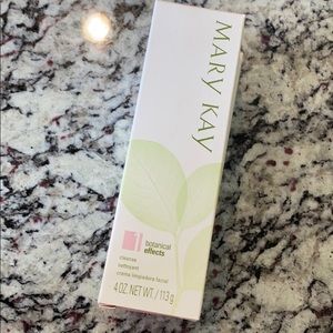 Mary Kay 1 botanical effects - cleanse